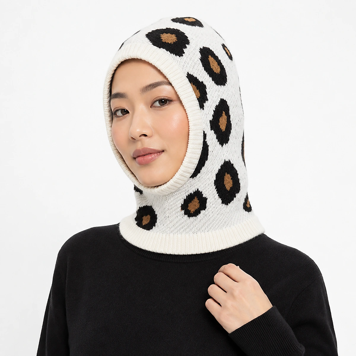 Elfenbensfarvet leopardhætte